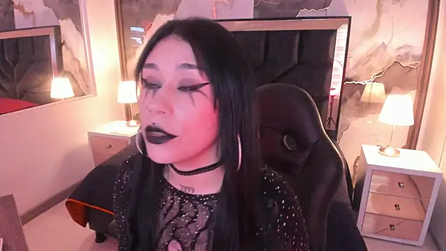 SusanVilla online show from 02-24-26, 07:45