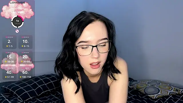 Snapshot of KayaNorth chatting on 10-05-25, 08:07 KayaNorth online show from 10-05-25, 08:07