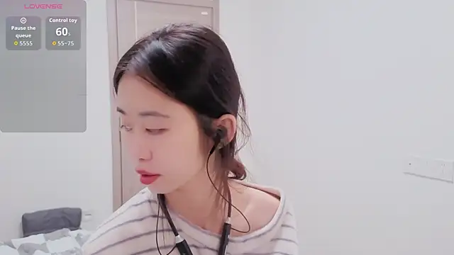 dudu-baby10 online show from 12-19-25, 12:01