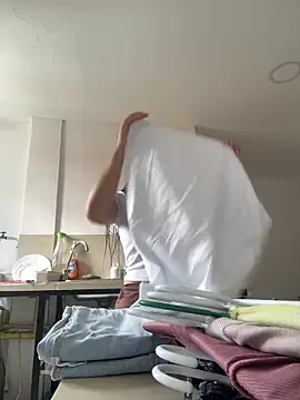 Amelia Rivas online show from 04-01-26, 04:26