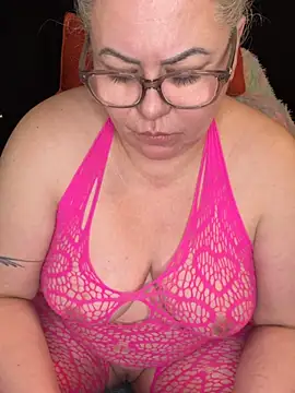 SaraNoir80 online show from 02-06-26, 06:11