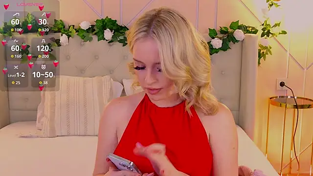 EllyLinn online show from 04-14-26, 05:08