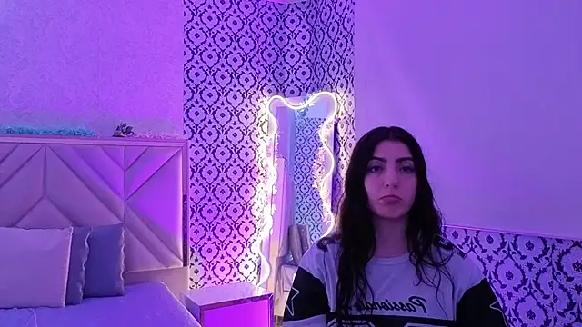 Snapshot of Ixchel_tay chatting on 02-02-26, 04:00 Ixchel tay online show from 02-02-26, 04:00