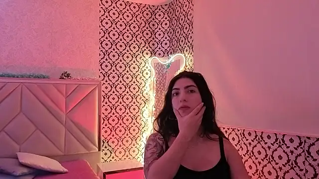 Snapshot of Ixchel_tay chatting on 02-06-26, 03:11 Ixchel tay online show from 02-06-26, 03:11