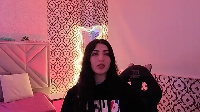 Snapshot of Ixchel_tay chatting on 02-07-26, 03:10 Ixchel tay online show from 02-07-26, 03:10