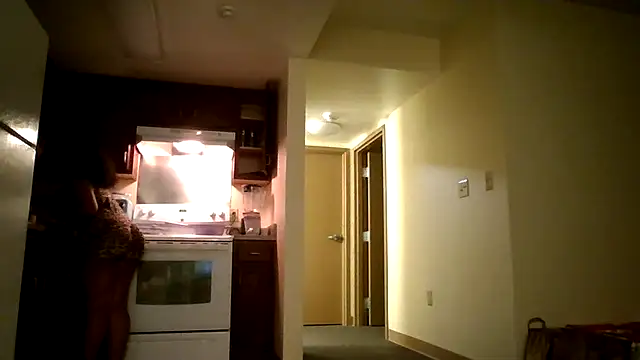 Snapshot of bellacagyal chatting on 10-12-25, 02:43 bellacagyal online show from 10-12-25, 02:43