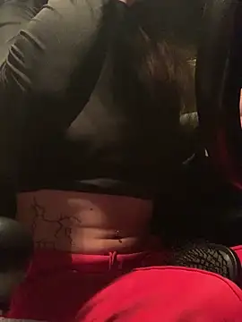 Snapshot of GoldenPussy1329 chatting on 10-24-25, 06:59 GoldenPussy1329 online show from 10-24-25, 06:59