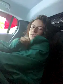 Snapshot of GoldenPussy1329 chatting on 11-09-25, 09:29 GoldenPussy1329 online show from 11-09-25, 09:29