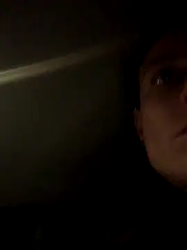 Snapshot of GoldenPussy1329 chatting on 11-09-25, 09:35 GoldenPussy1329 online show from 11-09-25, 09:35