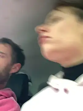 Snapshot of GoldenPussy1329 chatting on 11-25-25, 11:43 GoldenPussy1329 online show from 11-25-25, 11:43