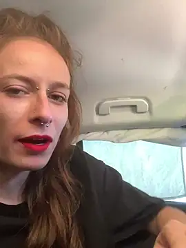 GoldenPussy1329 online show from 04-04-26, 12:46