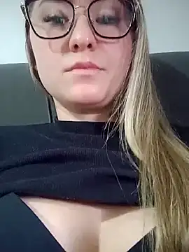 alegata27 online show from 06-19-26, 04:00