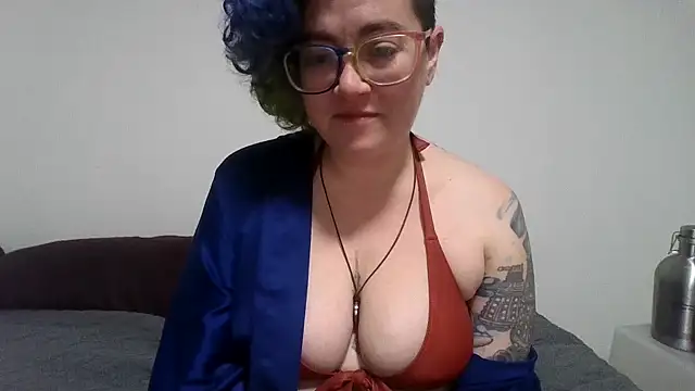 Snapshot of daniak90 chatting on 10-05-25, 04:11 daniak90 online show from 10-05-25, 04:11