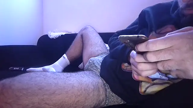 Snapshot of Technorgasm95 chatting on 10-24-25, 08:16 Technorgasm95 online show from 10-24-25, 08:16