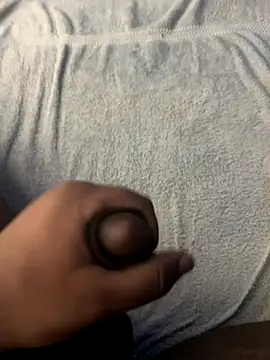 Snapshot of mamasfavtoy_ chatting on 10-14-25, 06:25 mamasfavtoy online show from 10-14-25, 06:25