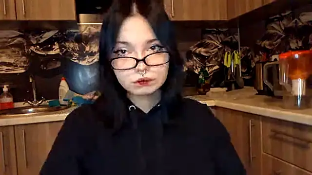 Beeping Creature online show from 02-20-26, 10:10