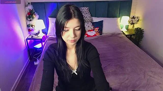 Azaliya Haze online show from 01-11-26, 05:34