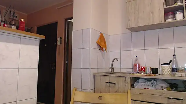 Snapshot of roxy863086 chatting on 02-16-26, 06:48 roxy863086 online show from 02-16-26, 06:48