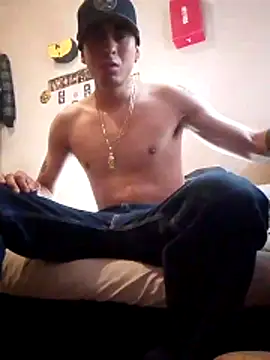 Tucloroformosexxx online show from 04-17-26, 10:46