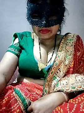 Snapshot of Hot__bhabhi_99 chatting on 02-05-26, 04:39 Hot bhabhi 99 online show from 02-05-26, 04:39