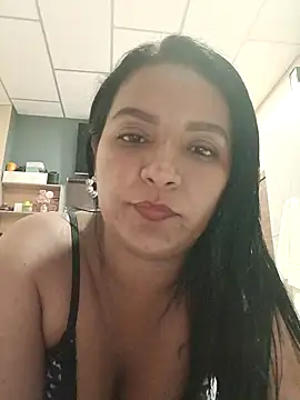 Snapshot of Choco-Ita chatting on 09-28-25, 09:20 Choco-Ita online show from 09-28-25, 09:20