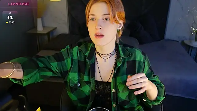 Freirenee online show from 11-21-25, 02:05