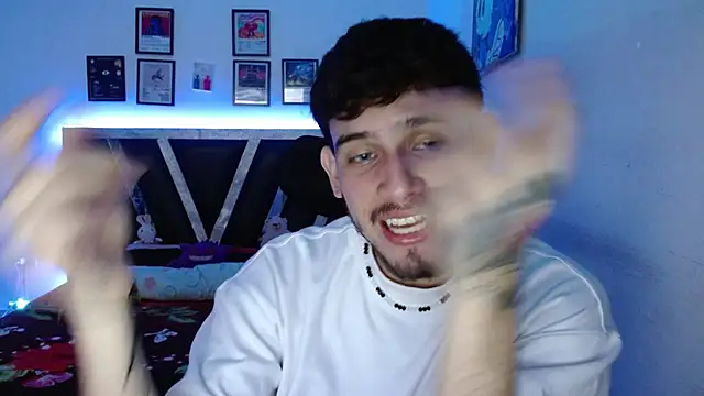 Snapshot of Sebasxxl12 chatting on 11-20-25, 10:09 Sebasxxl12 online show from 11-20-25, 10:09