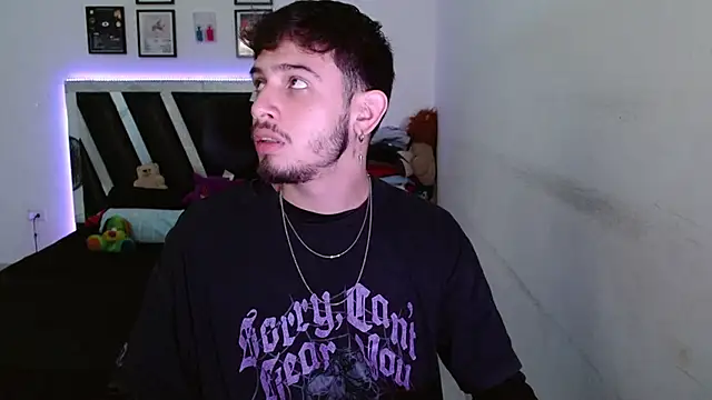 Snapshot of Sebasxxl12 chatting on 01-07-26, 09:28 Sebasxxl12 online show from 01-07-26, 09:28