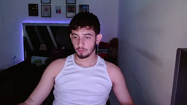 Snapshot of Sebasxxl12 chatting on 01-10-26, 07:10 Sebasxxl12 online show from 01-10-26, 07:10