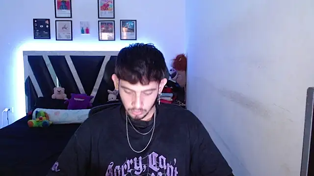 Snapshot of Sebasxxl12 chatting on 01-10-26, 10:36 Sebasxxl12 online show from 01-10-26, 10:36