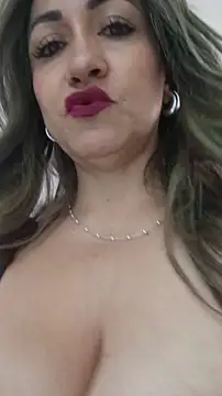 chloe  Jones  online show from 12-05-25, 12:47