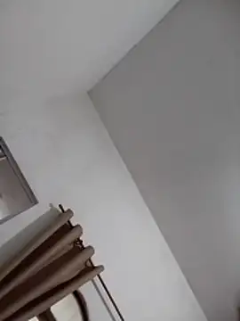 Snapshot of misteriosabb000 chatting on 12-17-25, 09:04 misteriosabb000 online show from 12-17-25, 09:04