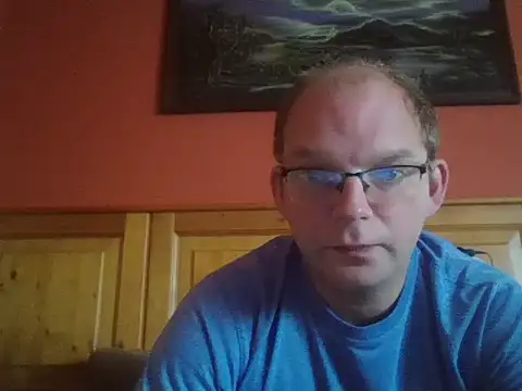 Snapshot of Rado2812 chatting on 10-05-25, 08:01 Rado2812 online show from 10-05-25, 08:01