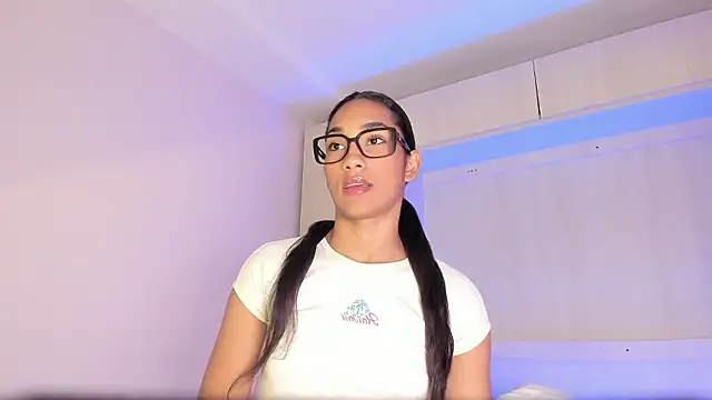 AnahiCollins online show from 01-18-26, 11:36