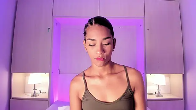 AnahiCollins online show from 05-16-26, 11:42