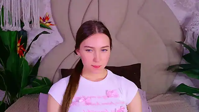 OliviaLay online show from 01-14-26, 02:12