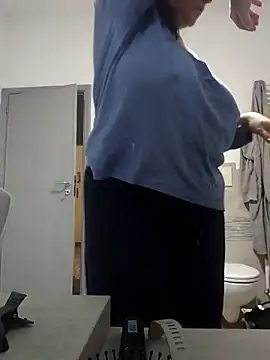 sexyguenda online show from 02-12-26, 07:42