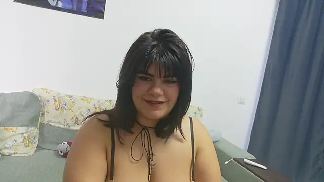 Snapshot of RubyBlakee chatting on 09-30-25, 05:56 RubyBlakee online show from 09-30-25, 05:56