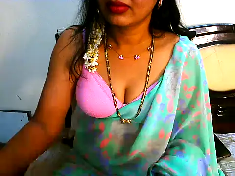 Myna95 online show from 11-22-25, 03:22