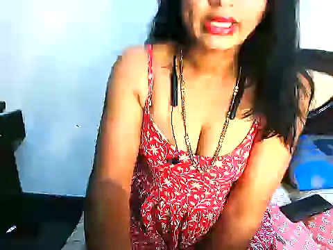 Myna95 online show from 11-25-25, 03:56