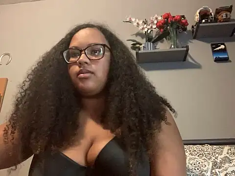 Snapshot of nicolette356 chatting on 10-07-25, 09:56 nicolette356 online show from 10-07-25, 09:56