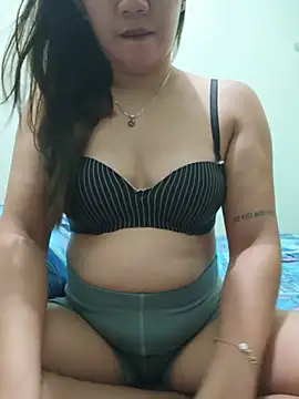 Snapshot of Seductive_ann chatting on 07-20-26, 01:02 Seductive ann online show from 07-20-26, 01:02