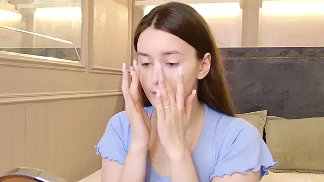 EvaSwen online show from 04-12-26, 05:56