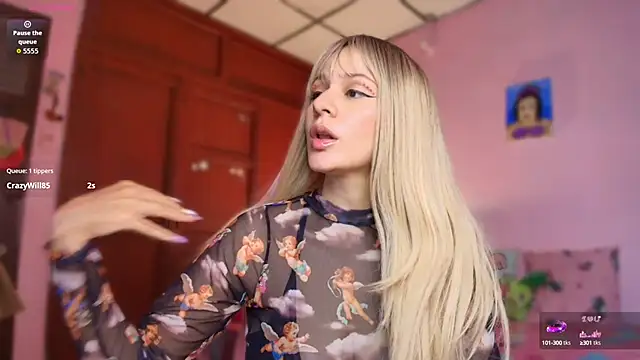 Snapshot of Your_Barbie_ chatting on 10-14-25, 07:58 Your Barbie online show from 10-14-25, 07:58