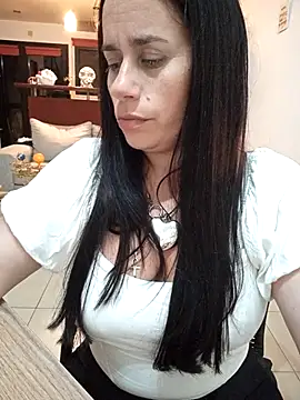 Snapshot of Amarteverdaderamente chatting on 12-03-25, 03:58 Amarteverdaderamente online show from 12-03-25, 03:58