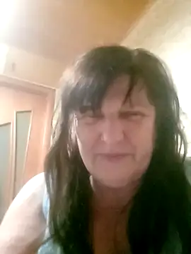 Apeesynka55211 online show from 11-28-25, 04:53