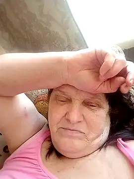 Apeesynka55211 online show from 04-13-26, 02:44