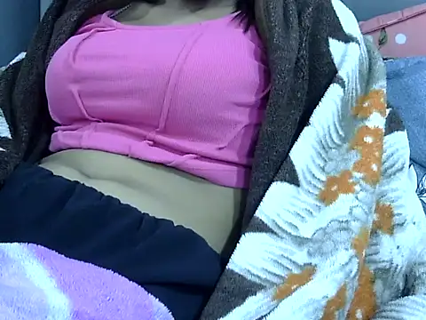 Snapshot of SEXY_DOLL88 chatting on 12-04-25, 11:24 SEXY DOLL88 online show from 12-04-25, 11:24