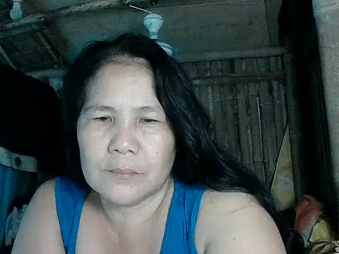 Snapshot of milagrose_rose chatting on 05-04-26, 01:29 milagrose rose online show from 05-04-26, 01:29