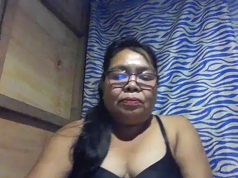 Snapshot of cris_tita chatting on 07-05-26, 01:29 cris tita online show from 07-05-26, 01:29